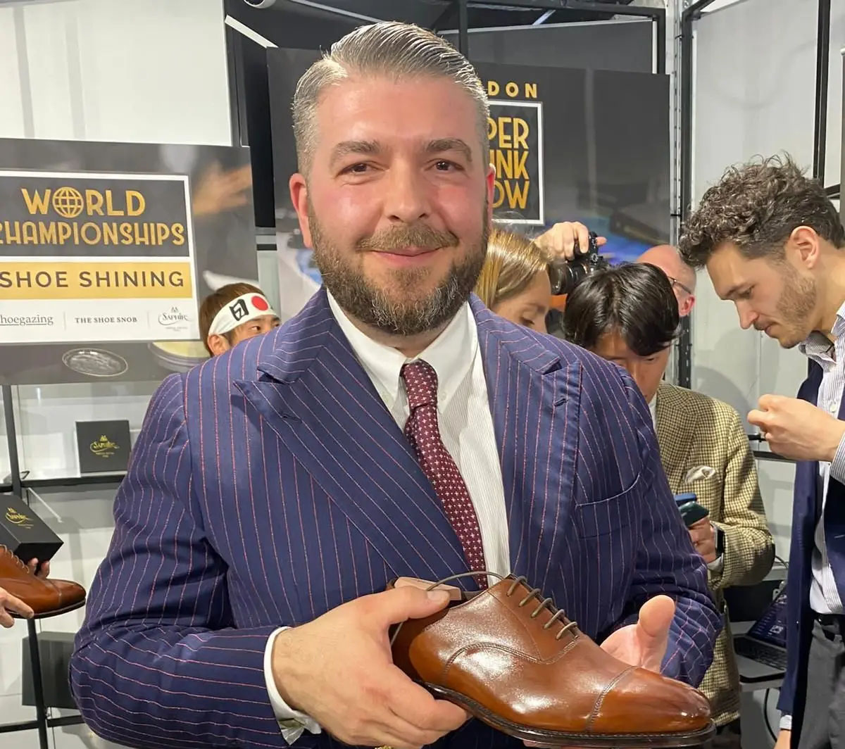 Luzerner Schuhmacher ist zweitbester Schuhputzer der Welt