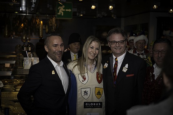 Fasnachts-Apéro im Globus Luzern