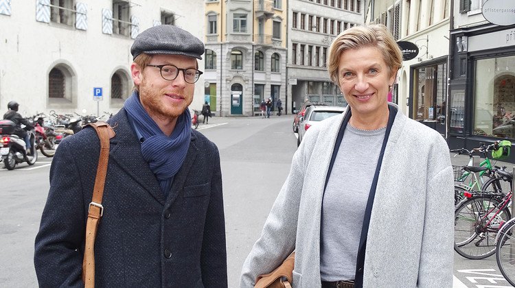 Ladenöffnungszeiten: Vorpreschen des Stadtrats spaltet die Politik