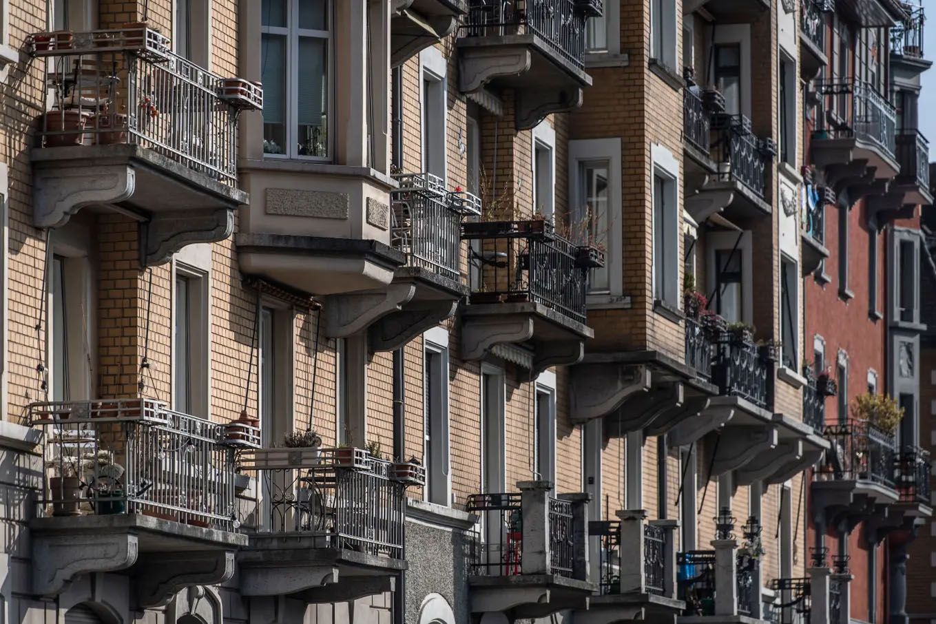 Luzern beschliesst die strengsten Airbnb-Regeln der Schweiz