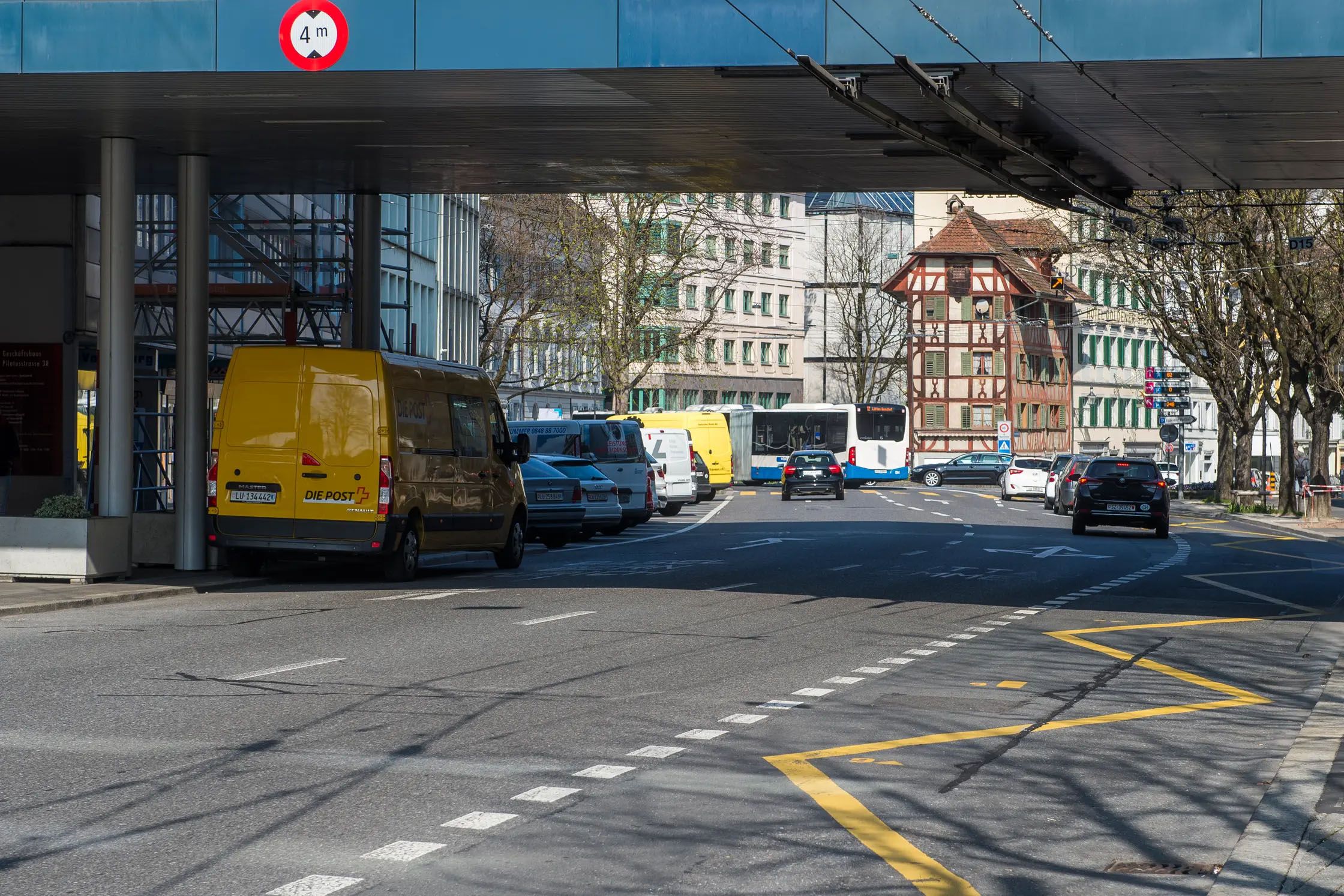 Zu wenig Verkehrssicherheit: Kanton verfolgt beide Pilatusplatz-Vorprojekte nicht weiter